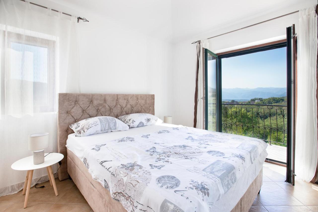 Villa Forest โกตอร์ ภายนอก รูปภาพ