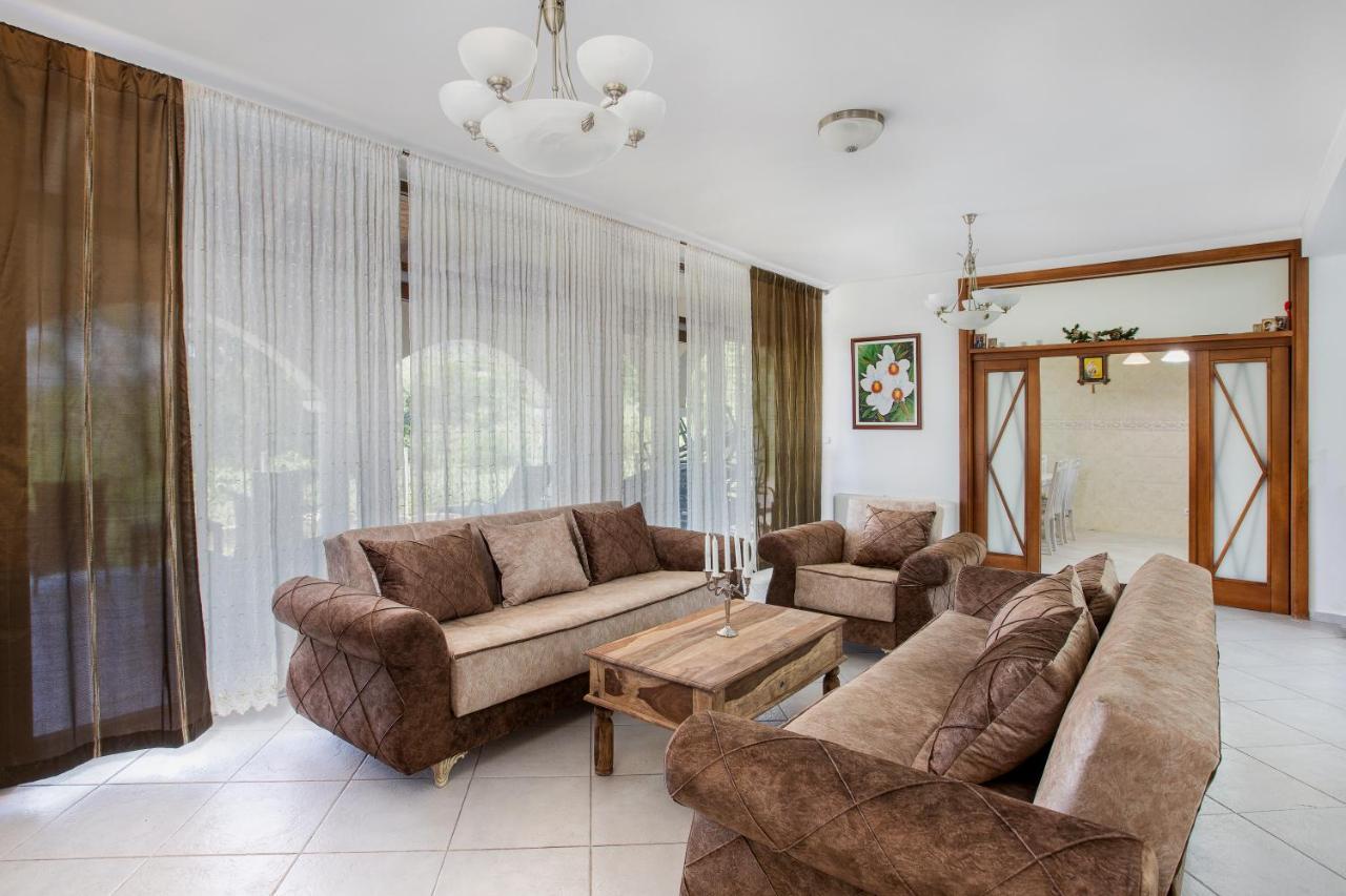 Villa Forest โกตอร์ ภายนอก รูปภาพ