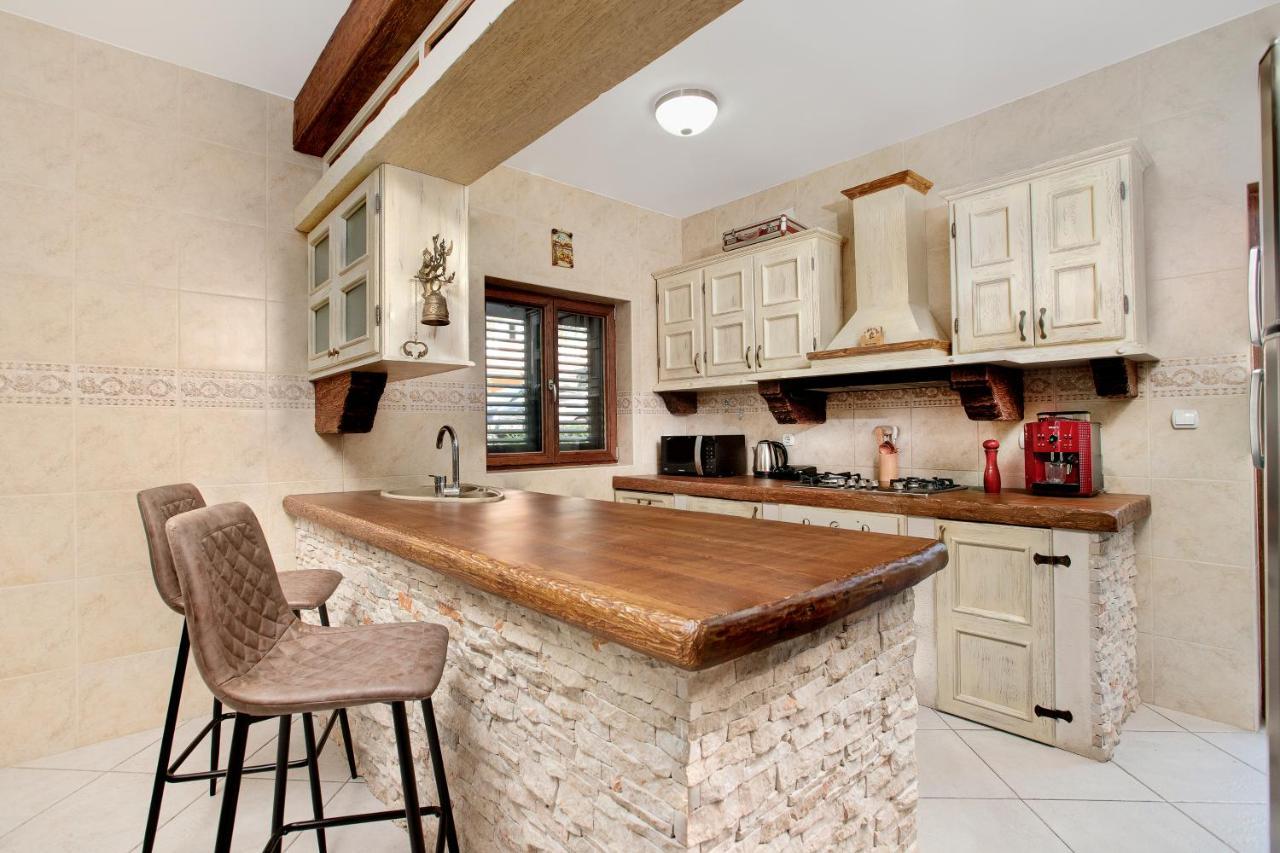 Villa Forest โกตอร์ ภายนอก รูปภาพ